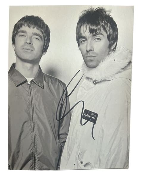 liam gallagher black and white.